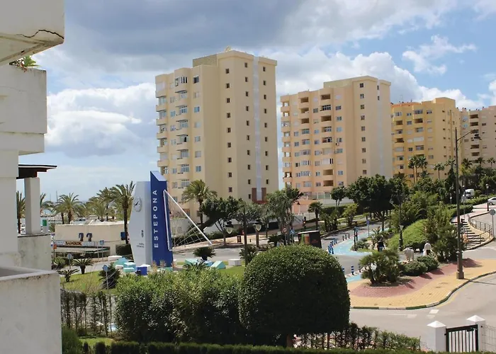 2 Bedroom Lovely In Estepona