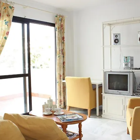 Stunning Apartment In Estepona With Wifi Estepona