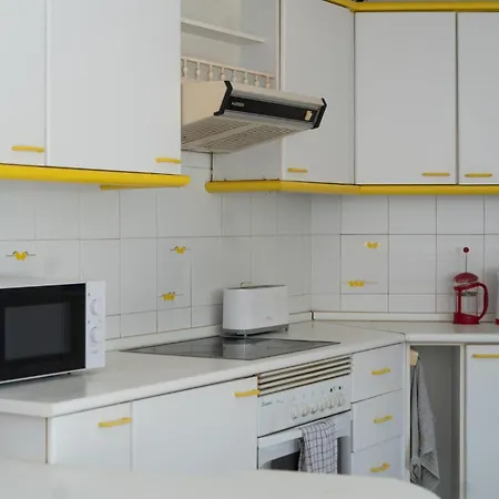 Schöne 2-zimmer-wohnung In Apartment Estepona