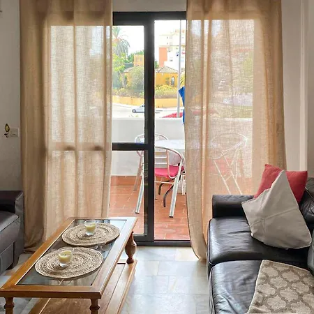 公寓 2 Bedroom Lovely In *