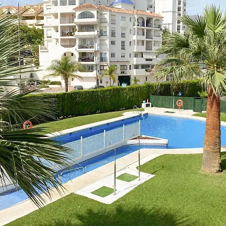 Apartman 2 Bedroom Lovely In